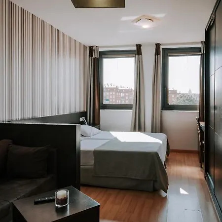 Zenit Hall 88 شقة فندقية