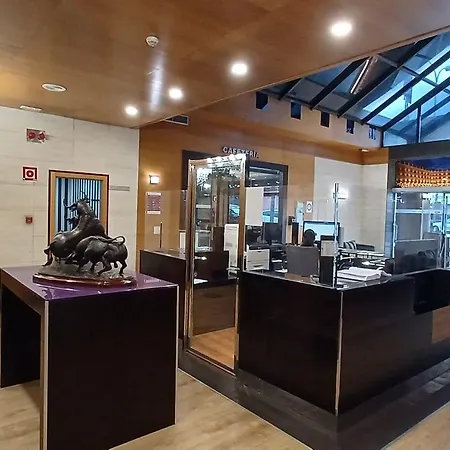 Zenit Hall 88 شقة فندقية سلامنكا