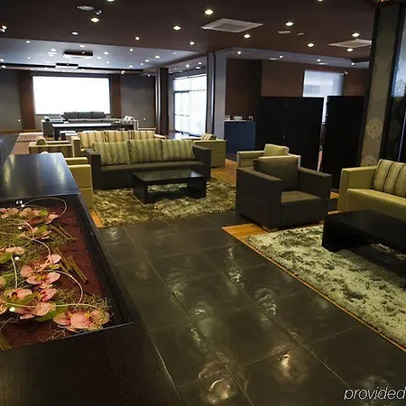 Aparthotel Zenit Hall 88