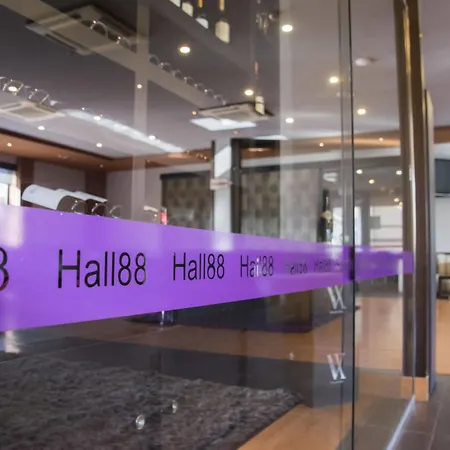 شقة فندقية Zenit Hall 88 4*