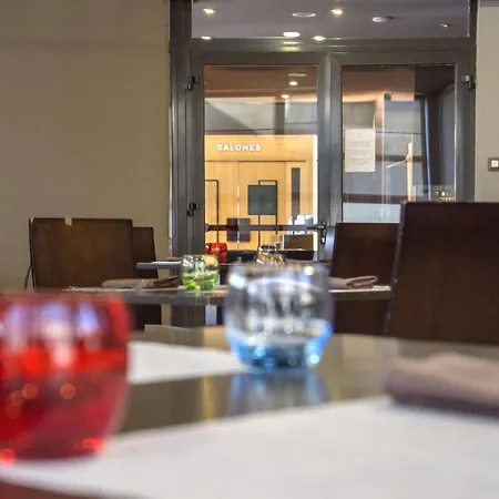 Aparthotel Zenit Hall 88 Salamanca