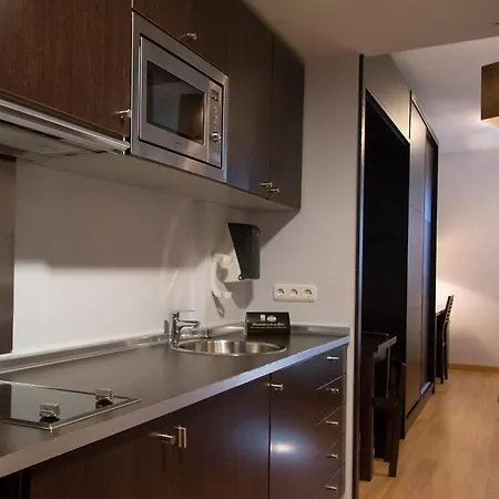 Aparthotel Zenit Hall 88 4*