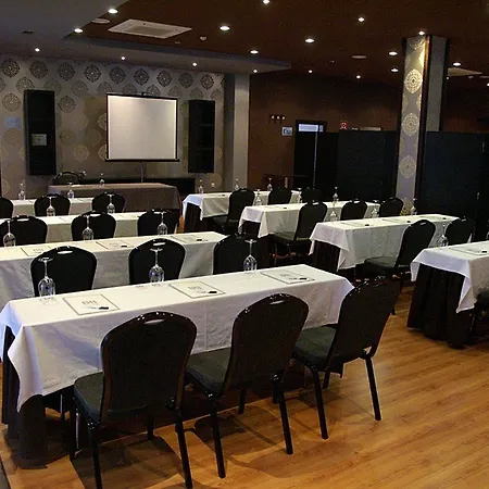 Zenit Hall 88 4* Σαλαμάνκα