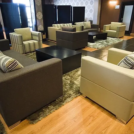 Zenit Hall 88 Aparthotel Salamanca