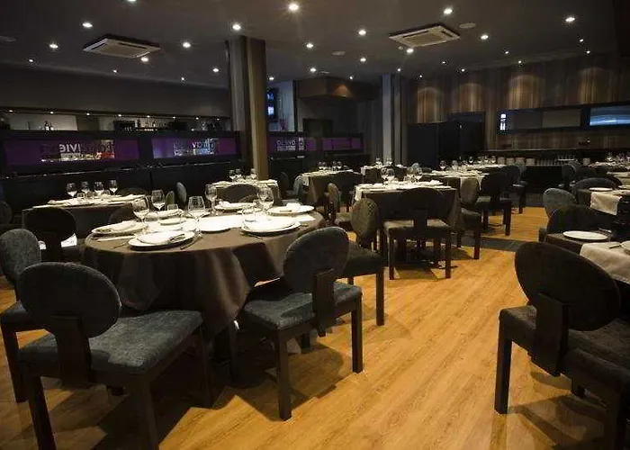 Zenit Hall 88 公寓式酒店 萨拉曼卡