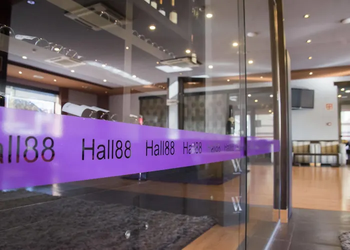 Apartmanhotel Zenit Hall 88 4*