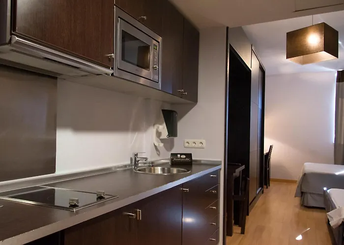 Apartmanhotel Zenit Hall 88 4*