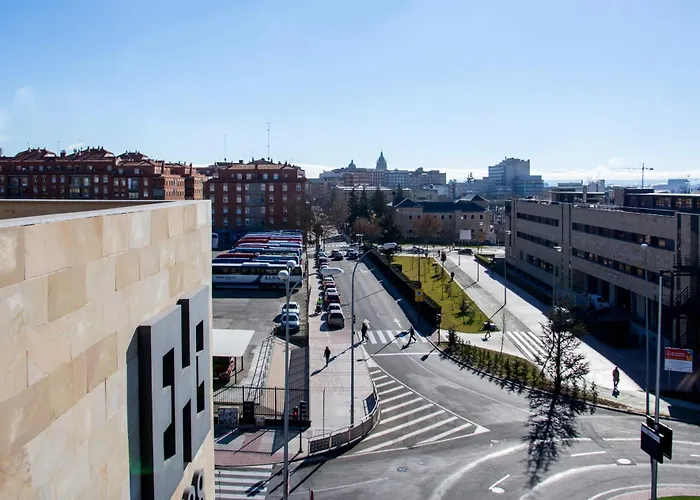 Zenit Hall 88 아파트호텔 4*