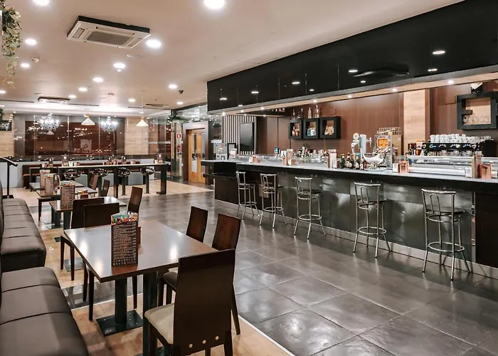 公寓式酒店 Zenit Hall 88 4*